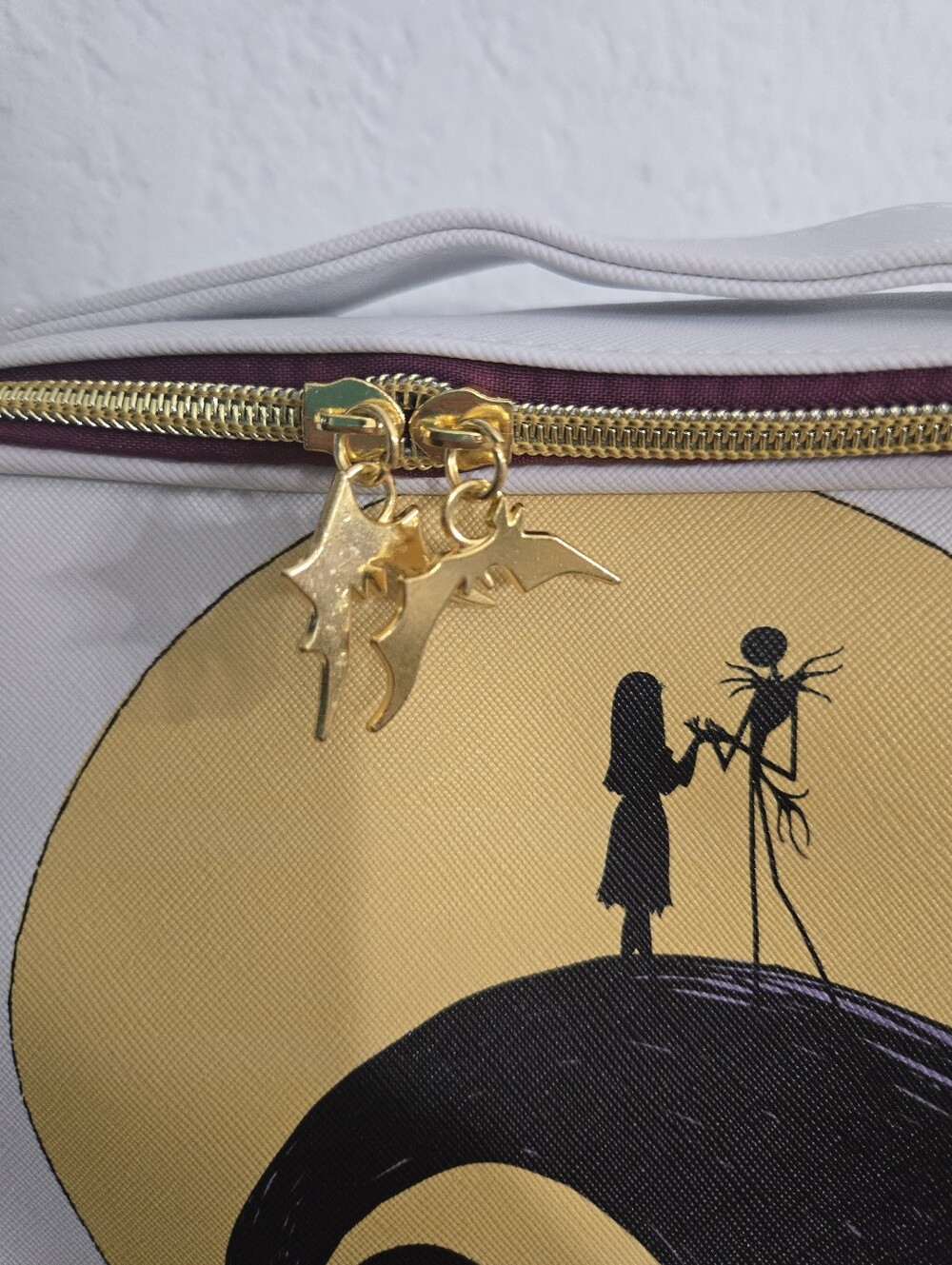 Disney Wet N Wild Nightmare Before Christmas Make-Up Bag Case 2 Side Graphic NEW - Picture 8 of 8